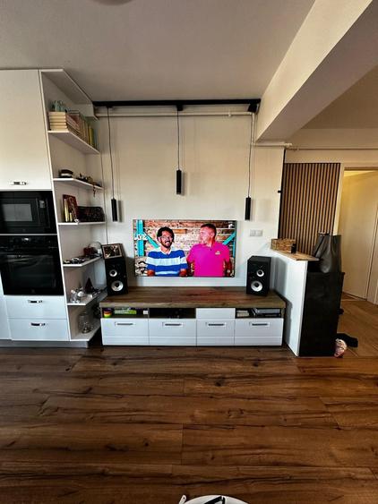 Apartament cu 2 camere semidecomandat în Mărăști