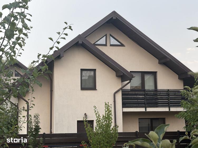 Casă cu 4 camere cu Teren 450 Mp în Bârnova