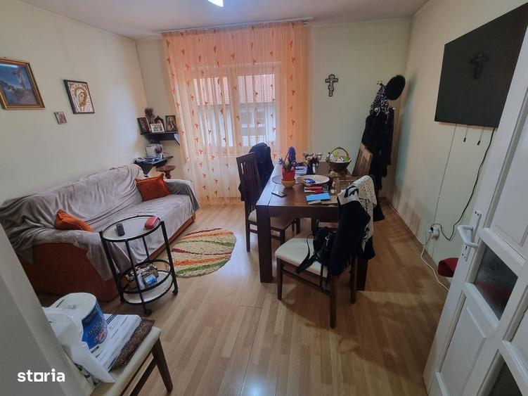 Casă cu 4 camere în Ultracentral