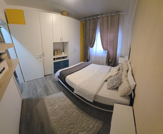 Apartament cu 2 camere decomandat în Sânpetru