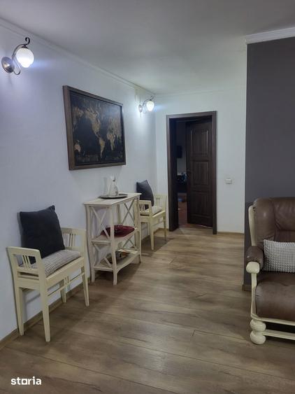 Casă cu 5 camere cu Teren 568 Mp în Gării