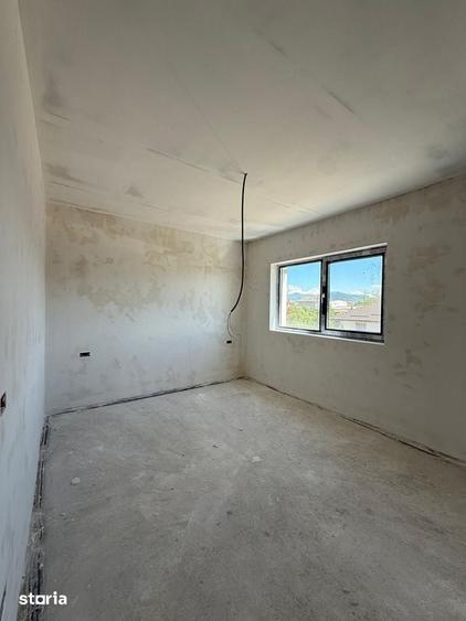 Casă cu 4 camere cu Teren 417 Mp în Tărlungeni