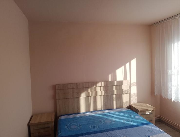 Apartament cu 2 camere decomandat în Craiter