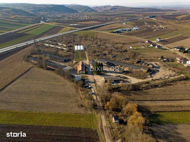 Teren de 92161 mp, în Central