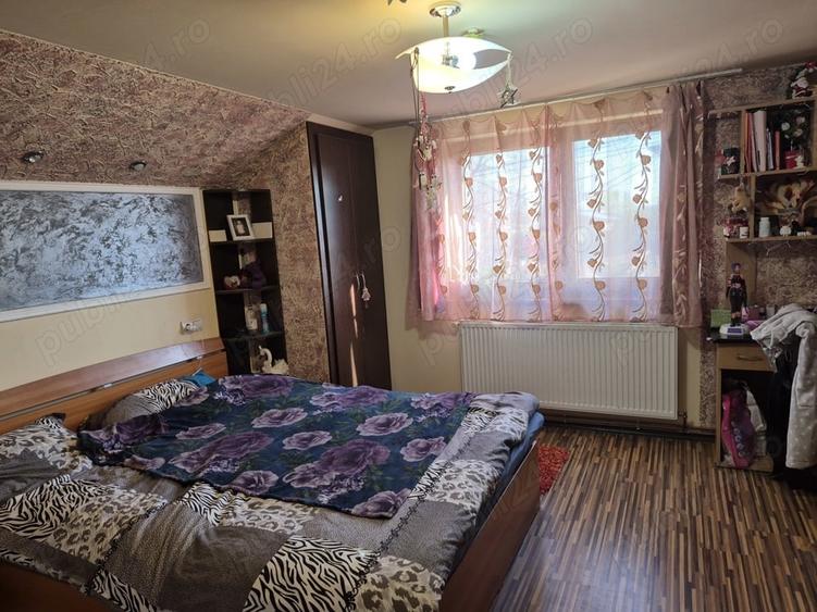 Casă cu 4 camere cu Teren 499 Mp în Central