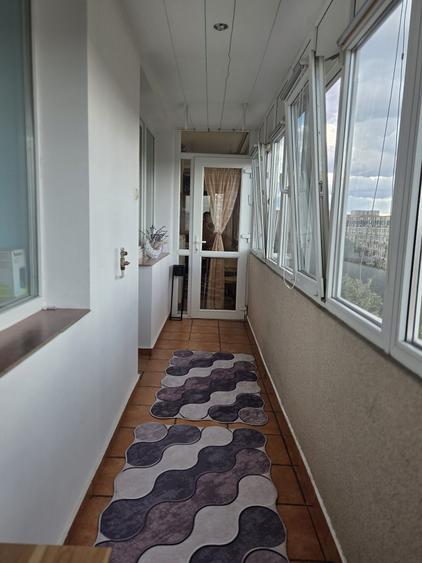 Apartament cu 2 camere semidecomandat în Eroii Revoluției