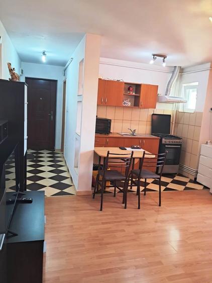 Apartament cu 2 camere semidecomandat în Mihai Viteazul