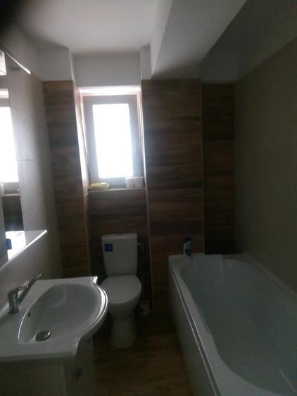 Apartament cu 2 camere semidecomandat în Cug