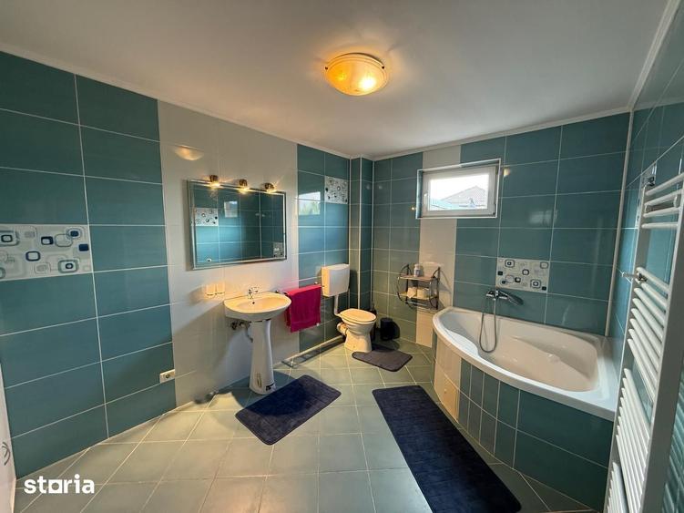 Casă cu 5 camere cu Teren 650 Mp în Chiajna
