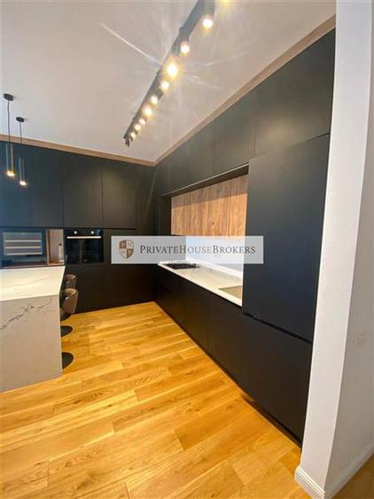 Apartament cu 2 camere semidecomandat, mobilat în Pipera