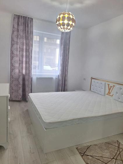 Apartament cu 2 camere decomandat în Exterior Vest