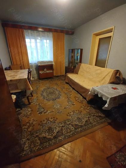 Apartament cu 2 camere decomandat în Gojdu
