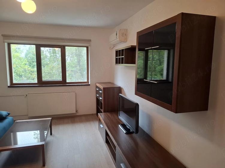 Apartament cu 4 camere decomandat în Militari