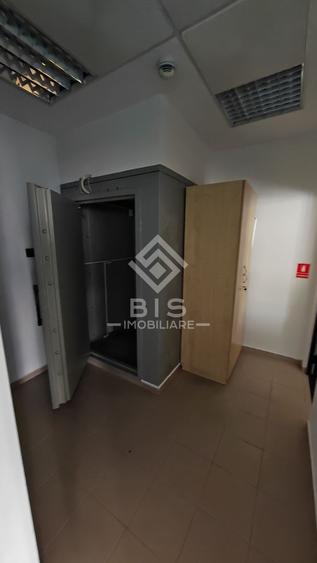 Birou, de 150 mp, în Decebal