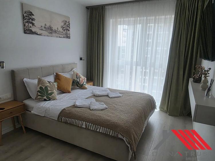 Apartament cu 2 camere semidecomandat în Lipovei