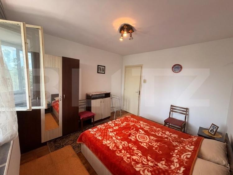 Apartament cu 4 camere decomandat în Brazda lui Novac