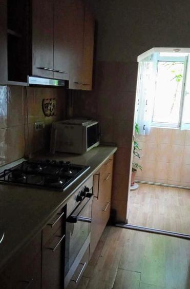 Apartament cu 2 camere decomandat în Canta
