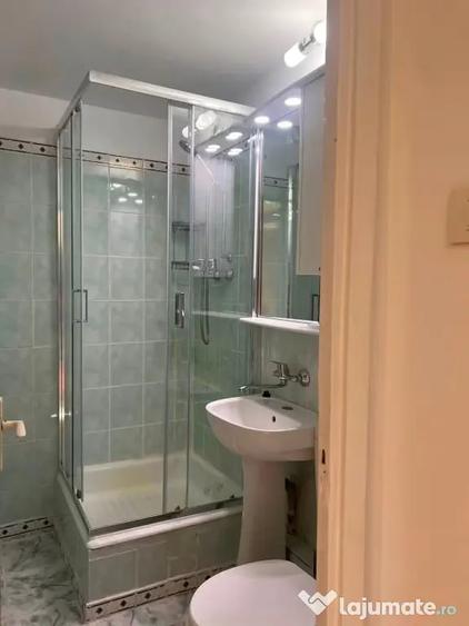 Apartament cu 4 camere decomandat în Timpuri Noi