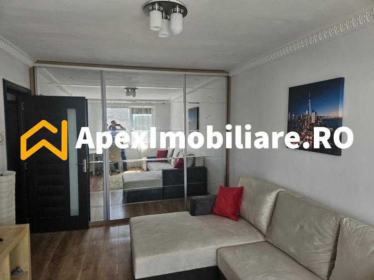 Apartament cu 2 camere decomandat, mobilat în Crângași