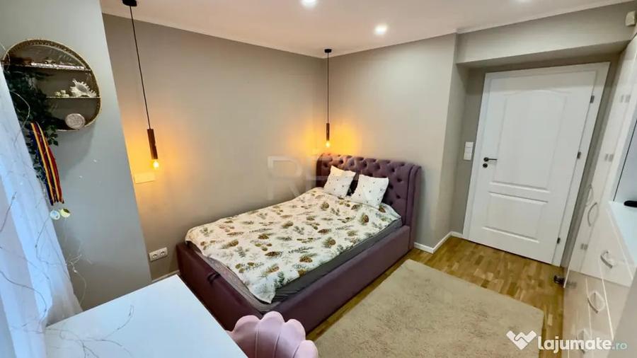 Apartament cu 3 camere semidecomandat în Sisești