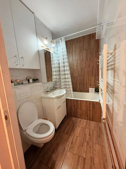 Apartament cu 2 camere decomandat în Rogerius