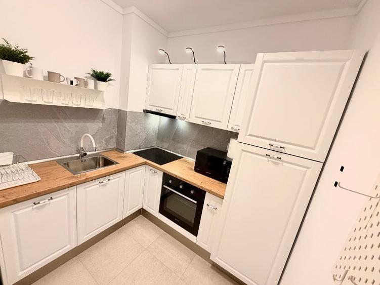 Apartament cu 2 camere decomandat, mobilat în Bucureștii Noi