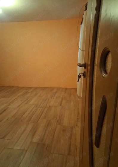 Casă cu 2 camere cu Teren 952 Mp în Centura