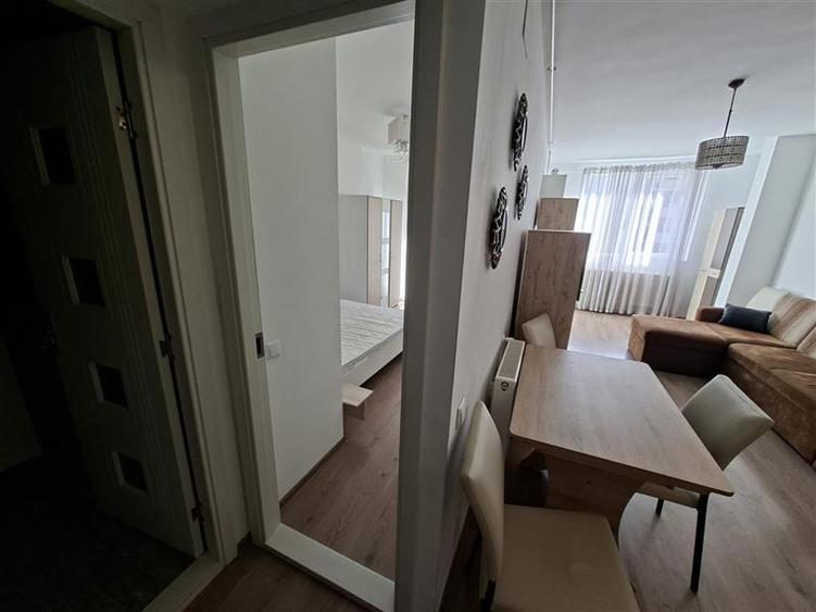 Apartament cu 2 camere circular, mobilat în Iris