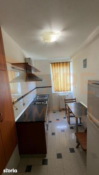 Apartament cu 2 camere, mobilat în Central