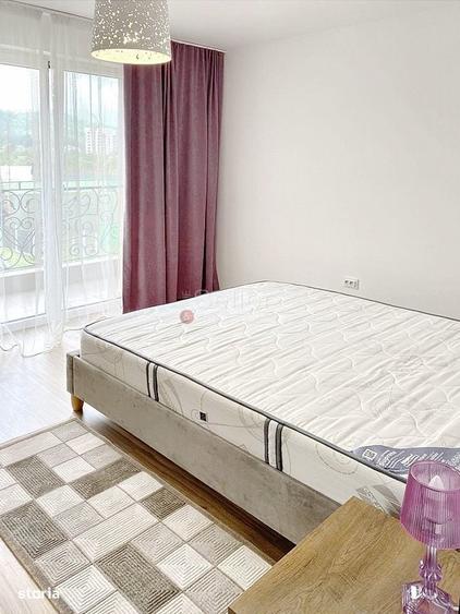 Casă cu 4 camere în Noua