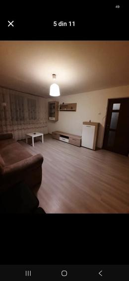Apartament cu 3 camere decomandat în Rahova