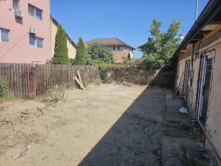 Casă cu 2 camere cu Teren 133 Mp în Central