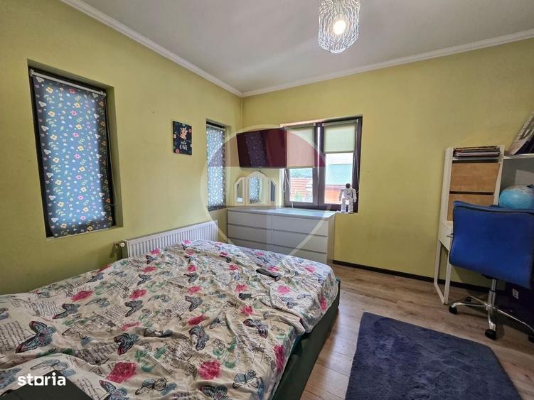 Casă cu 4 camere în Florești