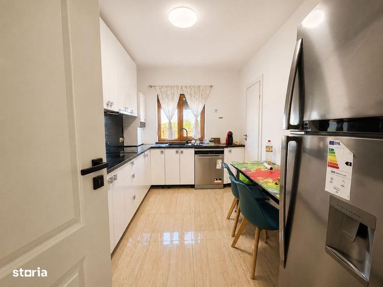 Casă cu 4 camere cu Teren 700 Mp în Sânnicoară