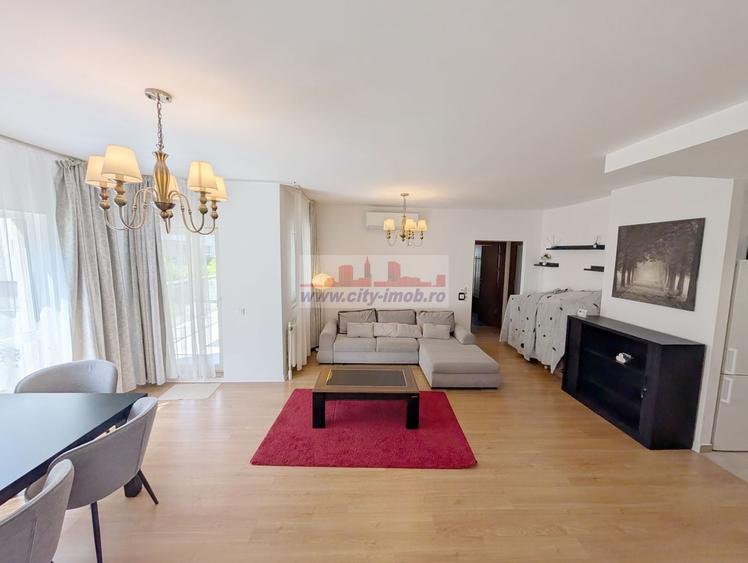Apartament cu 3 camere decomandat în Băneasa