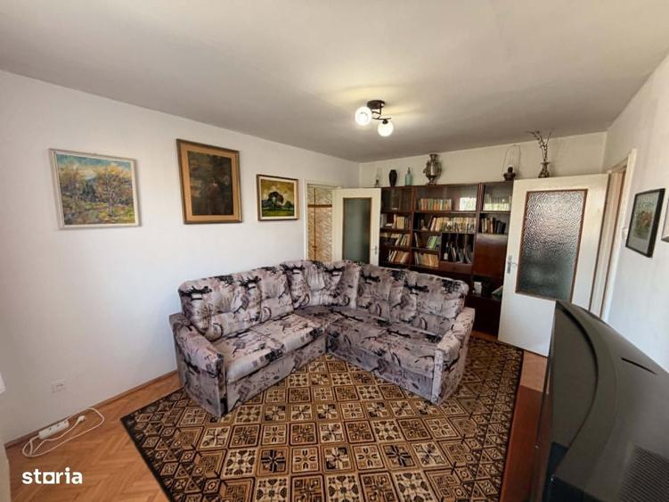 Apartament cu 4 camere în Libertății