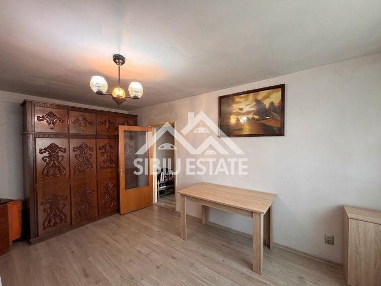 Apartament cu 2 camere în Mihai Viteazul