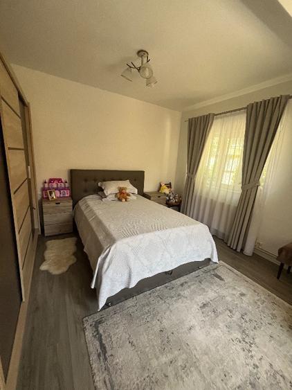 Casă cu 3 camere cu Teren 260 Mp în Central