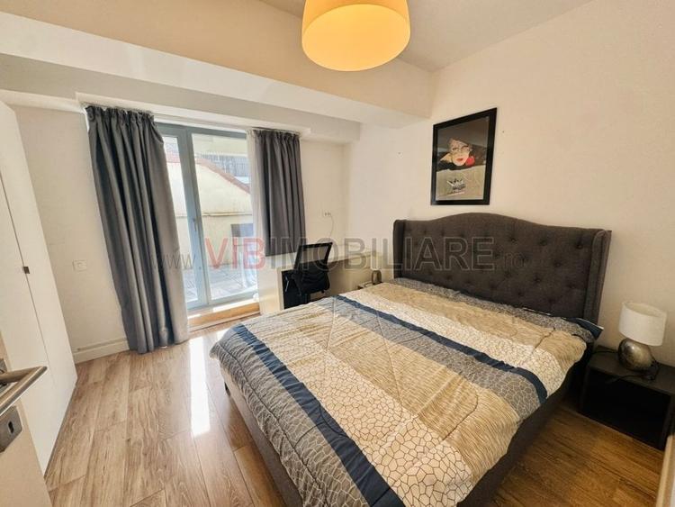Apartament cu 3 camere semidecomandat în Gara de Nord