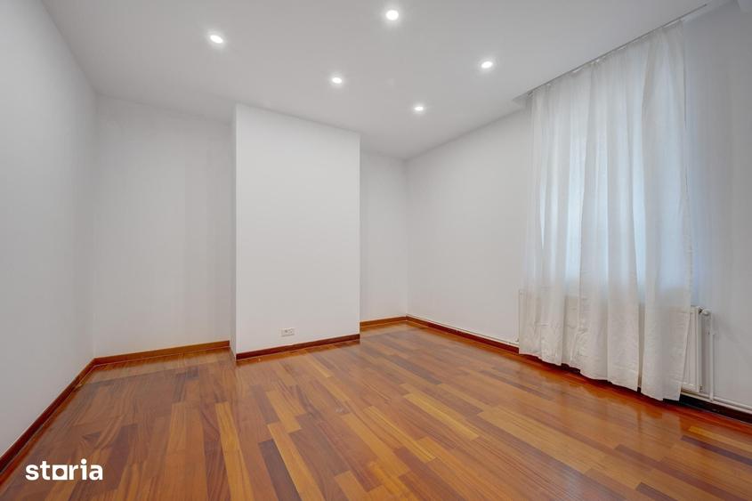 Apartament cu 4 camere în Primăverii