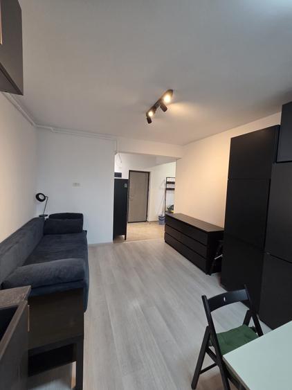 Apartament cu 2 camere semidecomandat în Cățelu