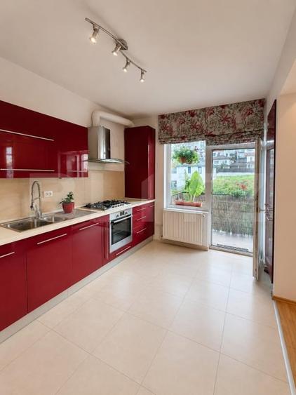 Apartament cu 3 camere decomandat, mobilat în Mănăștur