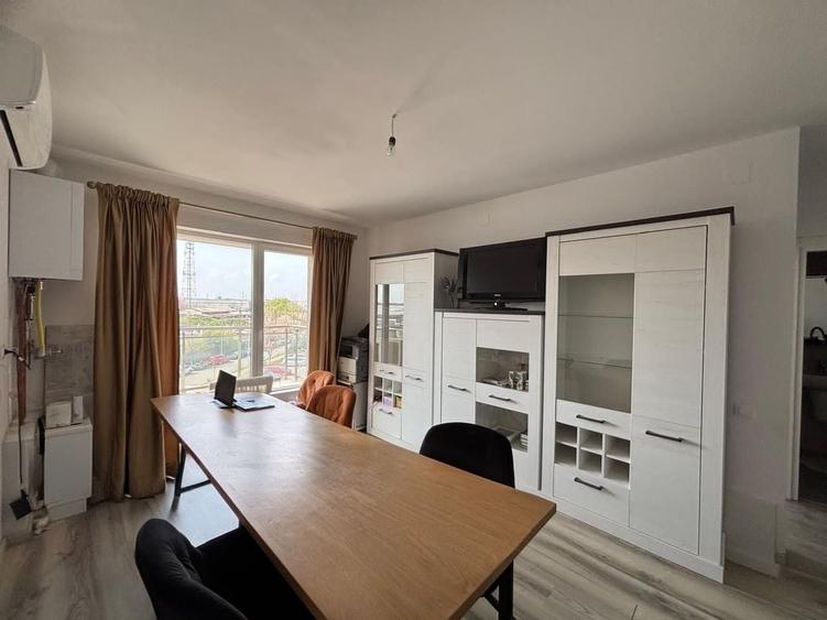 Apartament cu 2 camere semidecomandat, mobilat în Lipovei