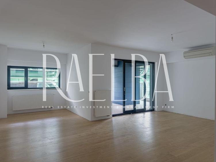 Apartament cu 3 camere semidecomandat în Pipera — fotografia 1