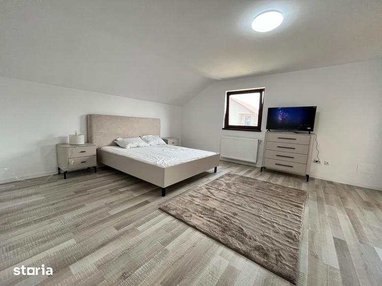 Casă cu 6 camere cu Teren 98 Mp în Miroslava