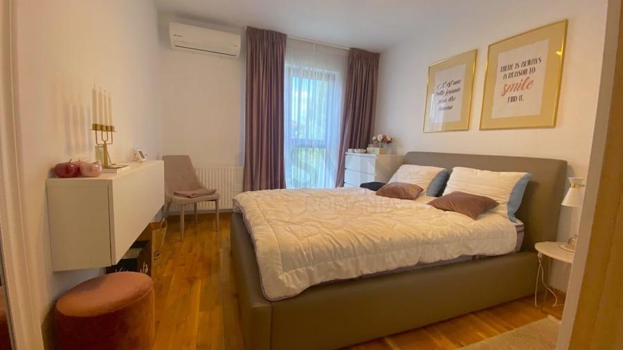Apartament cu 2 camere decomandat, mobilat în Sisești