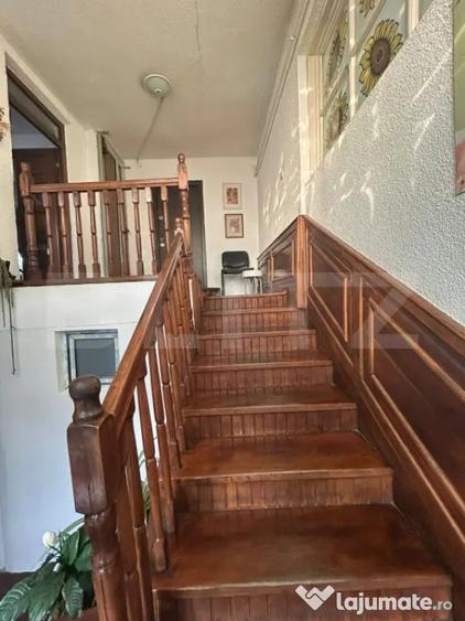Apartament cu 5 camere decomandat în Central