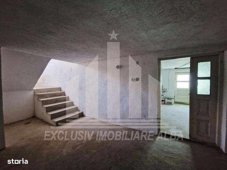 Casă cu 4 camere în Sânmiclăuș