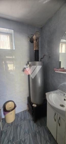 Casă individuală cu 3 camere cu Canalizare în Șeica Mare
