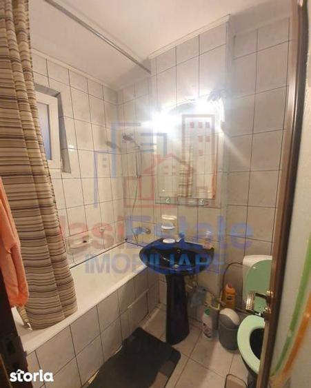 Apartament cu 2 camere decomandat, mobilat în Podu Roș — fotografia 2